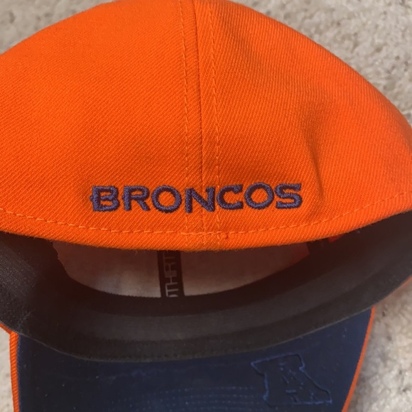 New Era Denver Broncos cap! Like new! - Picture 3 of 6